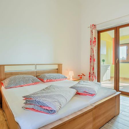 Apartment Ulika-4 By Interhome Tar-Vabriga Екстериор снимка
