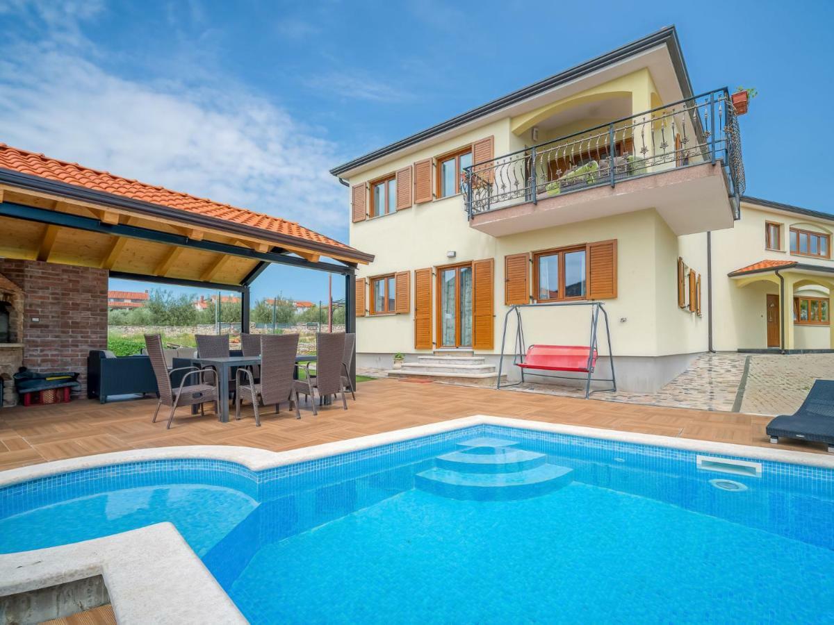 Apartment Ulika-4 By Interhome Tar-Vabriga Екстериор снимка